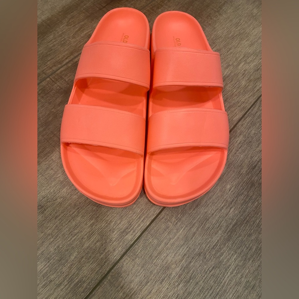 Old Navy Slides. Women’s size 8. Neon Coral.